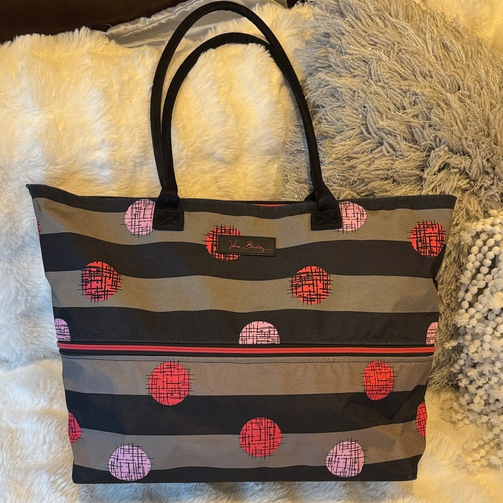 Vera Bradley expandable travel tote